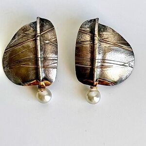Carolyn Morris Bach Sterling Silver, 18K gold and pearl